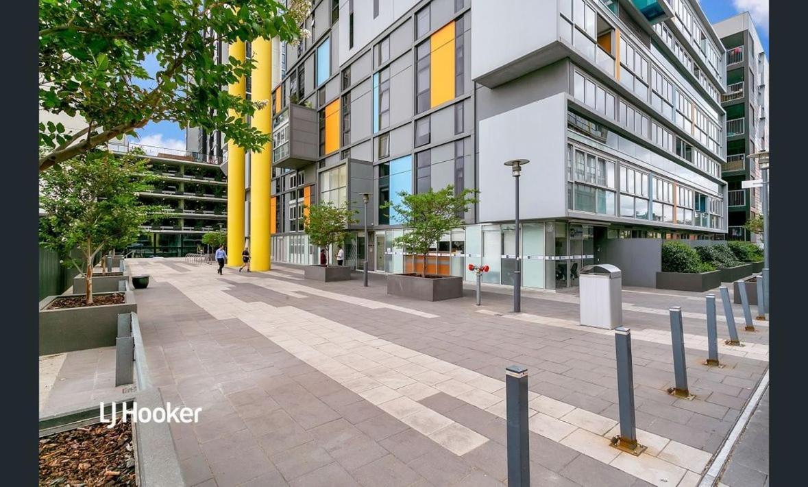 Hi 5 Star Luxury Adelaide City Apartment ภายนอก รูปภาพ